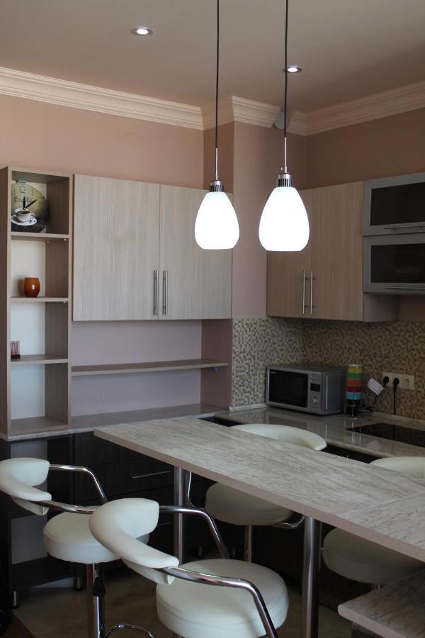 Batumi First Line Apartment Екстер'єр фото