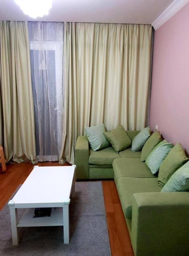 Batumi First Line Apartment Екстер'єр фото
