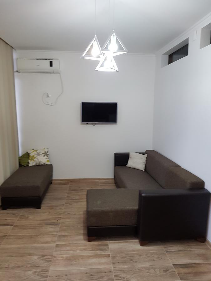 Batumi First Line Apartment Екстер'єр фото